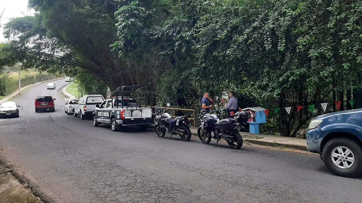 Hallan cadáver en río de aguas negras en Córdoba 